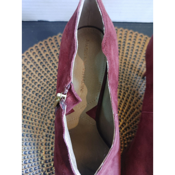 Adrienne Vittadini Firisna Suede Heels Size 9.5M - Picture 7 of 7